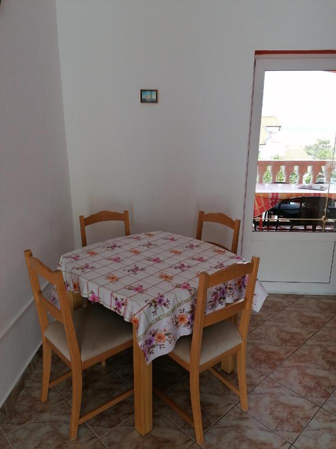 Apartments Villa Venera Ražanac Екстериор снимка