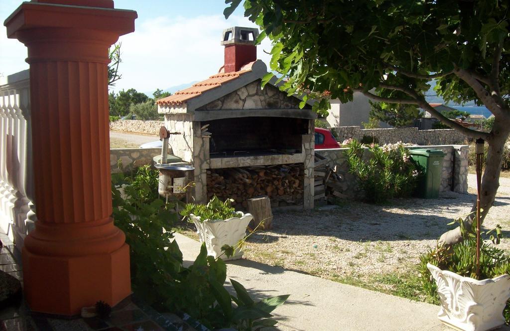 Apartments Villa Venera Ražanac Екстериор снимка