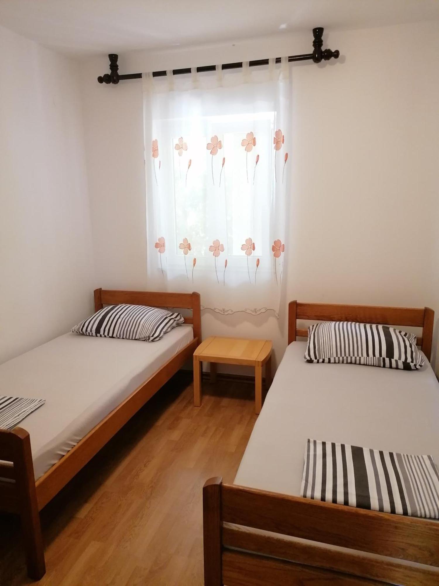 Apartments Villa Venera Ražanac Екстериор снимка